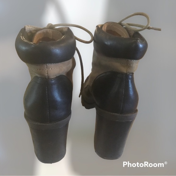 Black & Taupe Boots - Picture 4 of 6